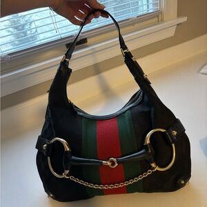 Gucci Horsebit GG Canvas-leather shoulder bag in the color black